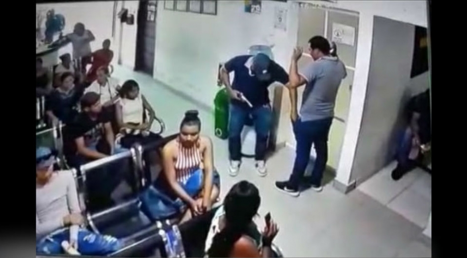 El asaltante sometió solo al empleado del centro asistencial, con los pacientes no se metió. 