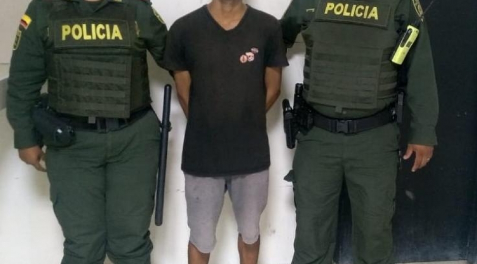 Este fue el joven capturado en medio de la riña intrafamiliar.