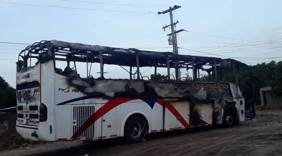 El vehículo cubría la ruta Medellín- Maicao. 