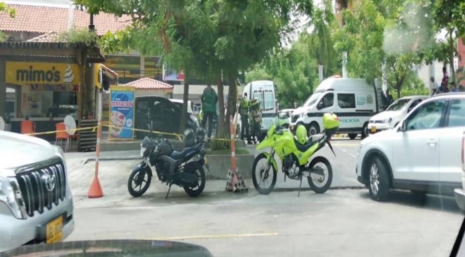 Zona Cero La Policía acordonó la zona por protocolo hasta saber si había o no un artefacto explosivo.
