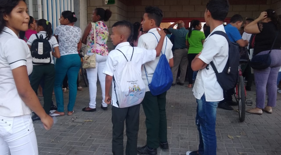 Los colegios públicos de Santa Marta iniciaron clases este lunes. 