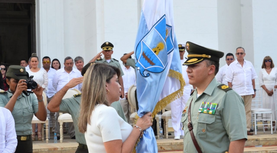 El nuevo comandante de la Policía Metropolitana de Santa Marta, coronel Óscar Solarte. 