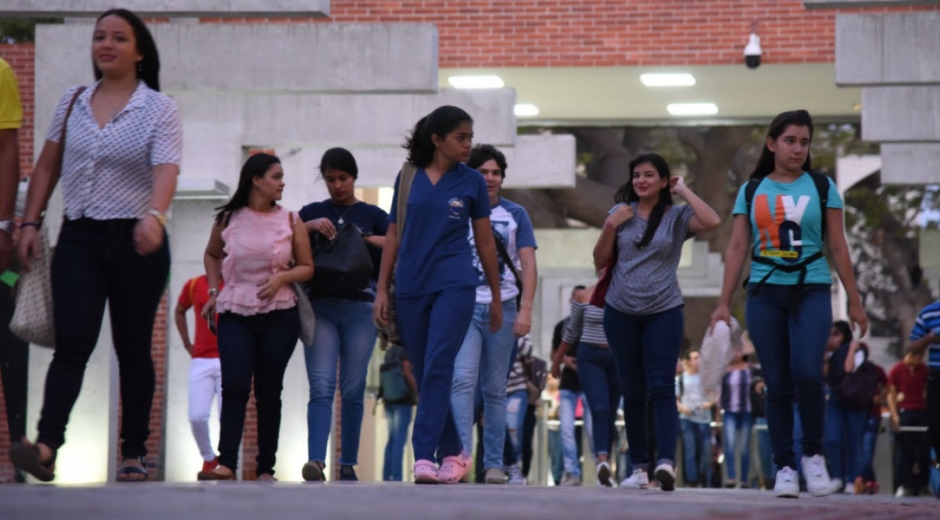 Estudiantes de Unimagdalena.