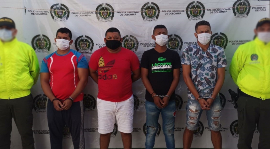 Los capturados presuntamente pertenecen a la banda 'Los Caballeros'. 