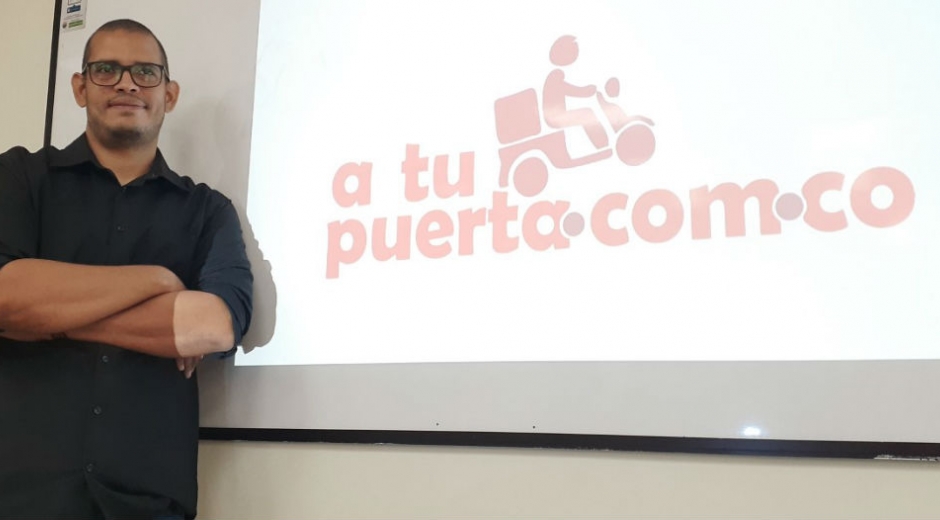 Dairo Henríquez Fontalvo, creador de la app 'A tu puerta'