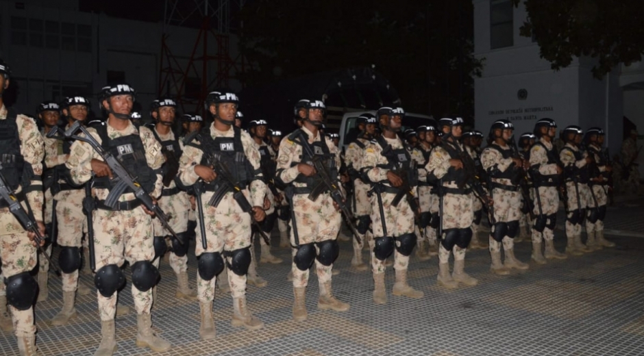 Los militares fueron llamados a cuidar el cumplimiento del toque de queda nocturno para evitar el coronavirus.