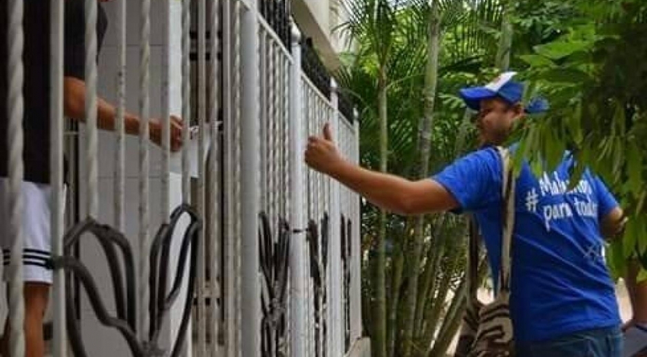 Kevin Lara, en su actividad de líder comunal.