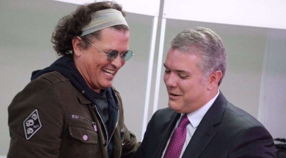 Carlos Vives y presidente Iván Duque.