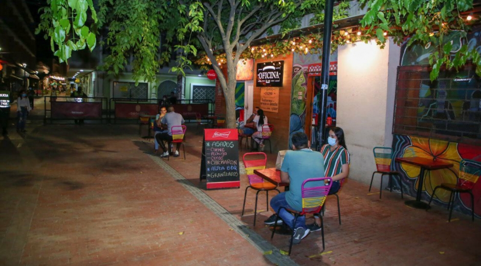 Alcaldía de Santa Marta Todos los días se podrán sacar las mesas al espacio público.