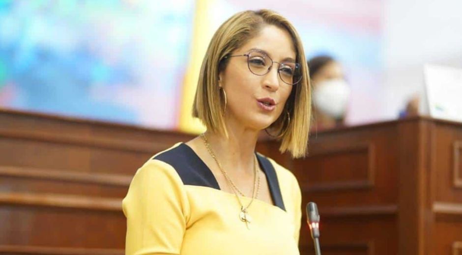 Congresista Jennifer Arias.
