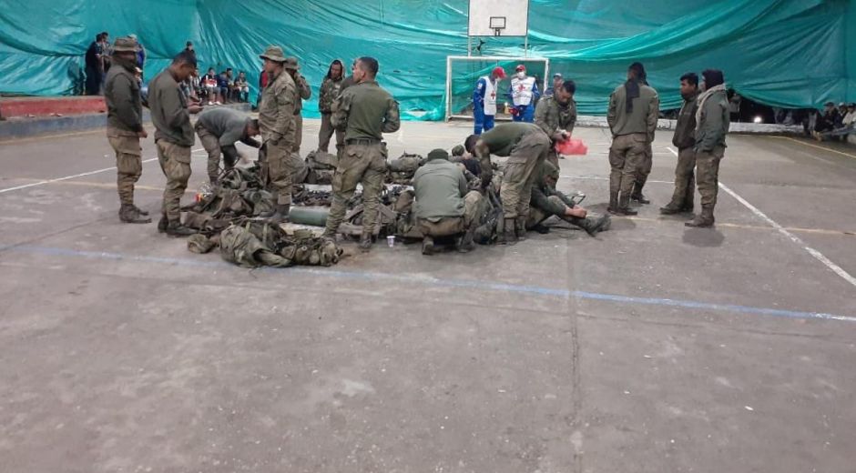 Militares que estaban retenidos en Nariño.