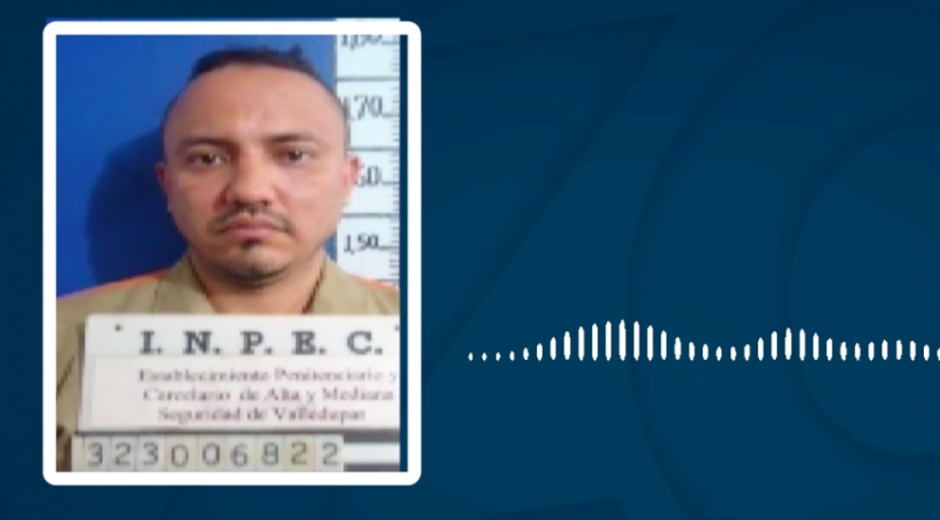 Otón Alfredo Peralta Estupiñán, alias 'Otón', extorsionando a comerciantes vía telefónica. 