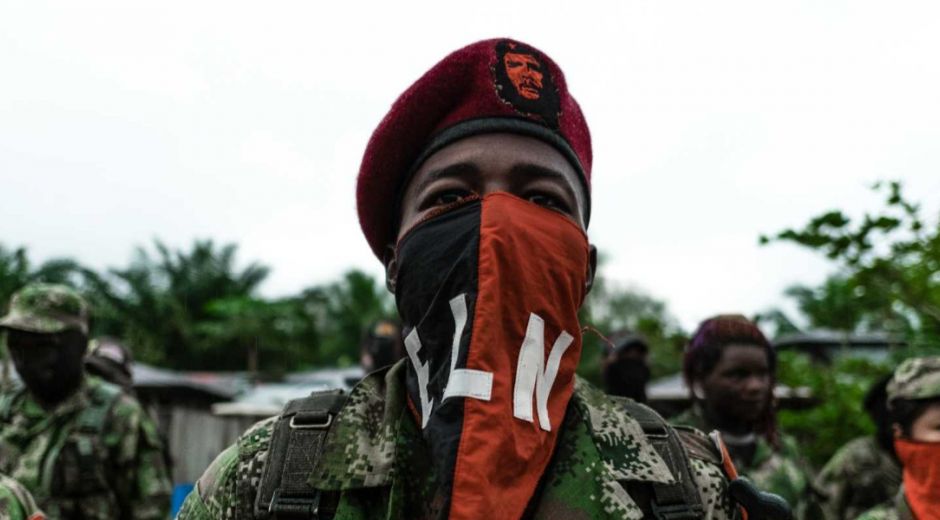 Pertenece a la estructura del ELN vinculada a extorsiones y ataques contra la fuerza pública en Antioquia.