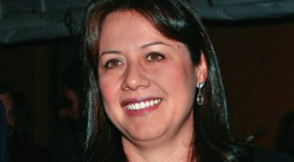 Twitter María Ximena Lombana Villalba.
