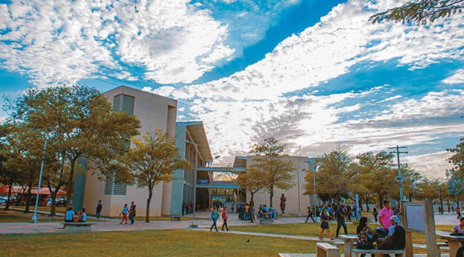 La Universidad del Magdalena firmó su primer convenio de doble titulación internacional.