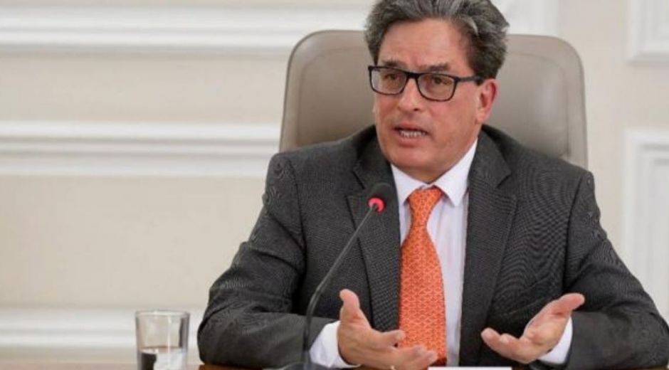 exministro Alberto Carrasquilla.