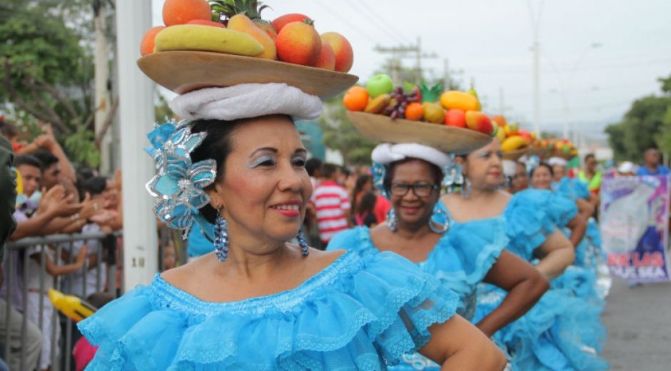 Desfile en Fiestas del Mar - contexto.