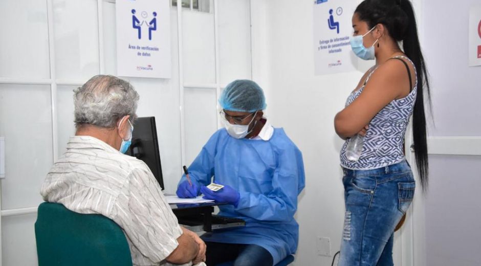 Se espera que con el nuevo lote avance la vacunación completa de muchas personas que aún esperan su segunda dosis de Pfizer.