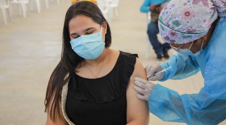 Segunda 'vacunatón' en Santa Marta.