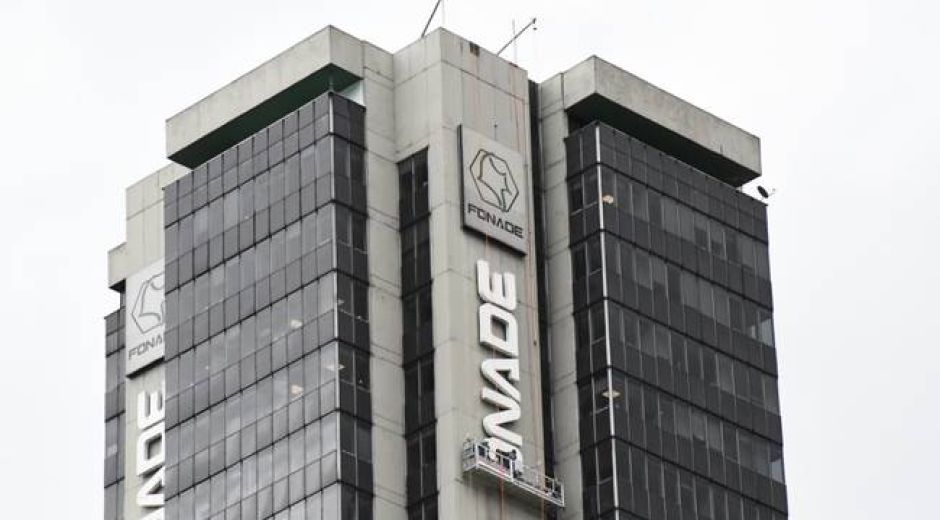 Blu Radio Estas tres personas estarían involucradas en las irregularidades detectadas en un contrato suscrito en agosto de 2017
