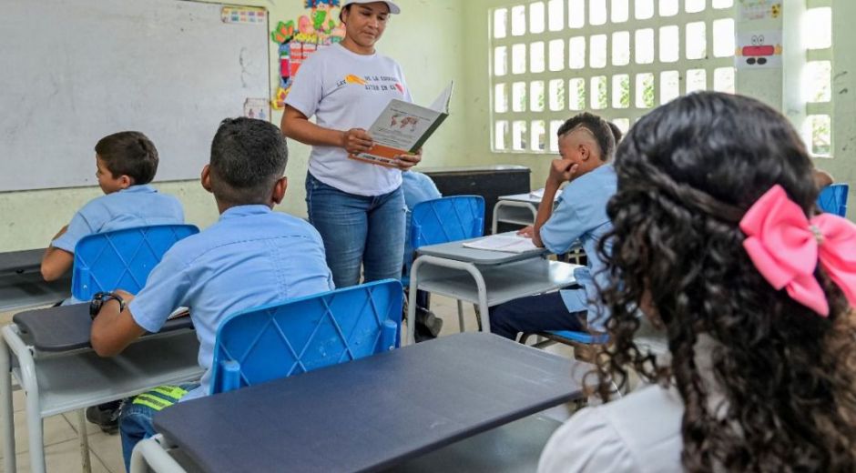 Cumplen con los compromisos adquiridos con los docentes. 