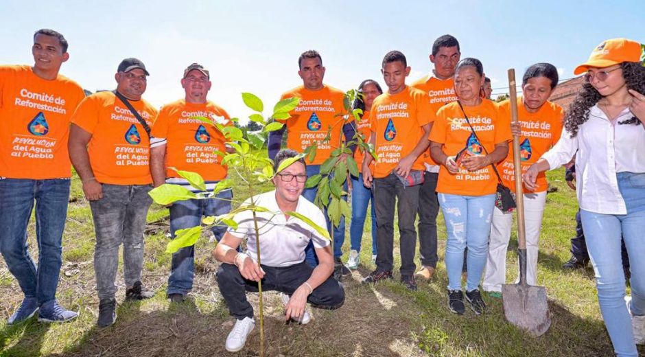 Mediante la siembra de 47.200 árboles se busca recuperar zonas de bosque seco tropical.