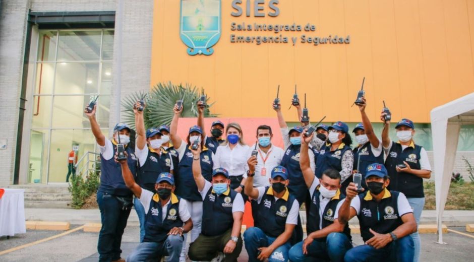 Entrega de equipos.