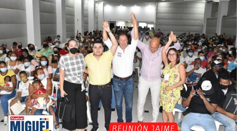 Miguel Pinedo durante la reunión convocada por la familia Linero.