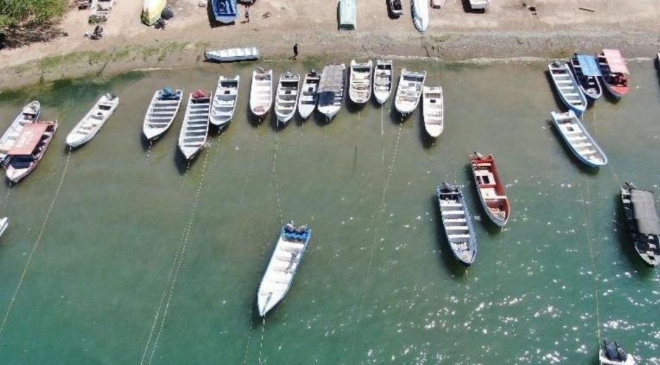 Embarcaciones prestadoras de servicios turísticos en Santa Marta.