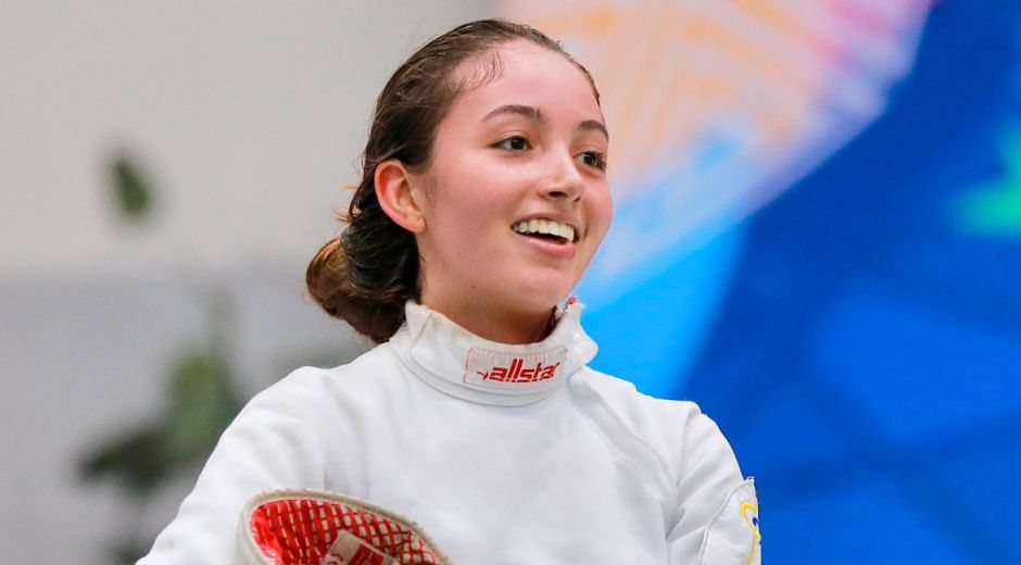 La esgrimista Carmen Correa ganó medalla de oro en los Juegos centroamericanos y del Caribe