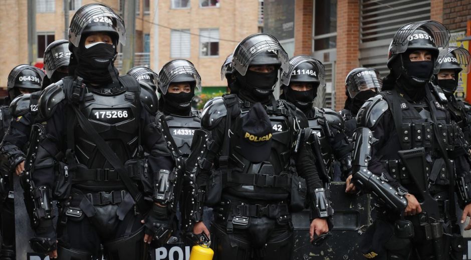 Comandante del Esmad es destituido e inhabilitado por 14 años.