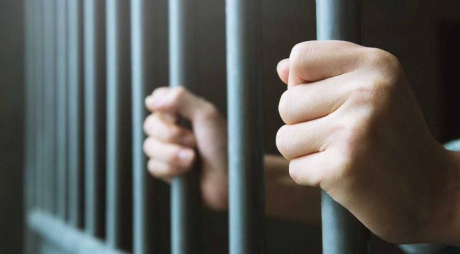 Prisión domiciliaria a docente de guardería por presunto abuso sexual a menor en Antioquia