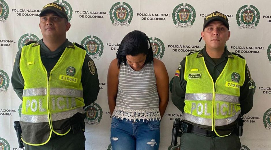 Mujer capturada por violencia intrafamiliar.