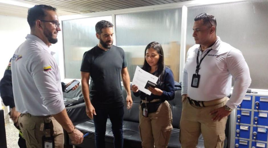 Arturo Char Chaljub, el día que fue capturado a su arribo al aeropuerto Ernesto Cortissoz.