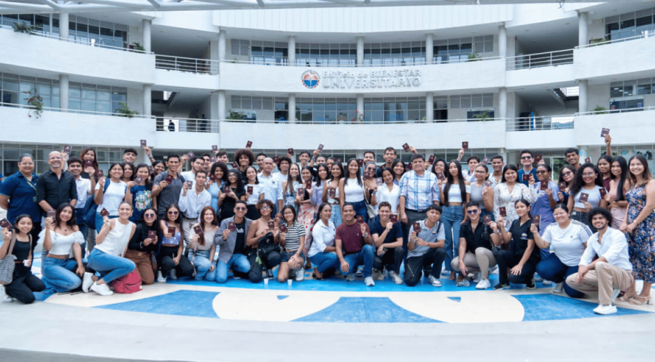 Unimagdalena Entrega de pasaportes