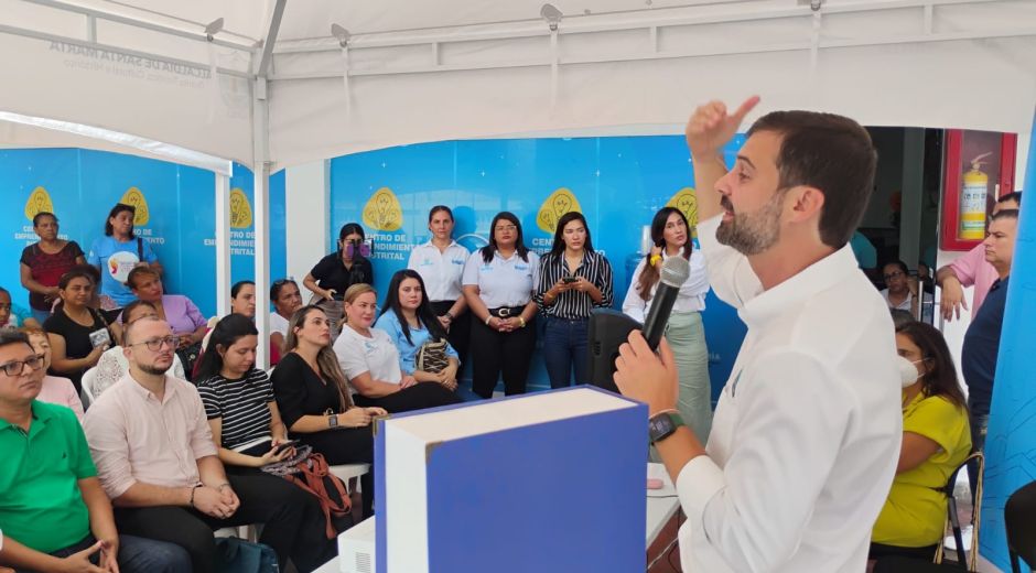 Cortesia Oscar mejia secretario de desarrollo, carlos jaramillo.