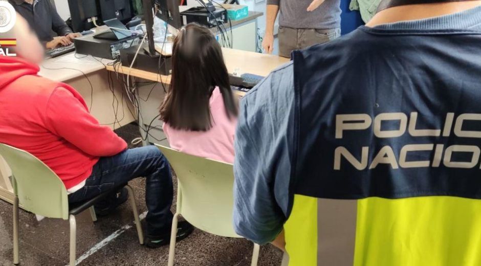 policia de españa.