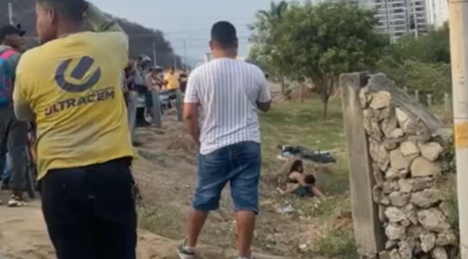 Dos hermanos se estrellaron en Cabo Tortuga: uno falleció y otro quedó gravemente herido