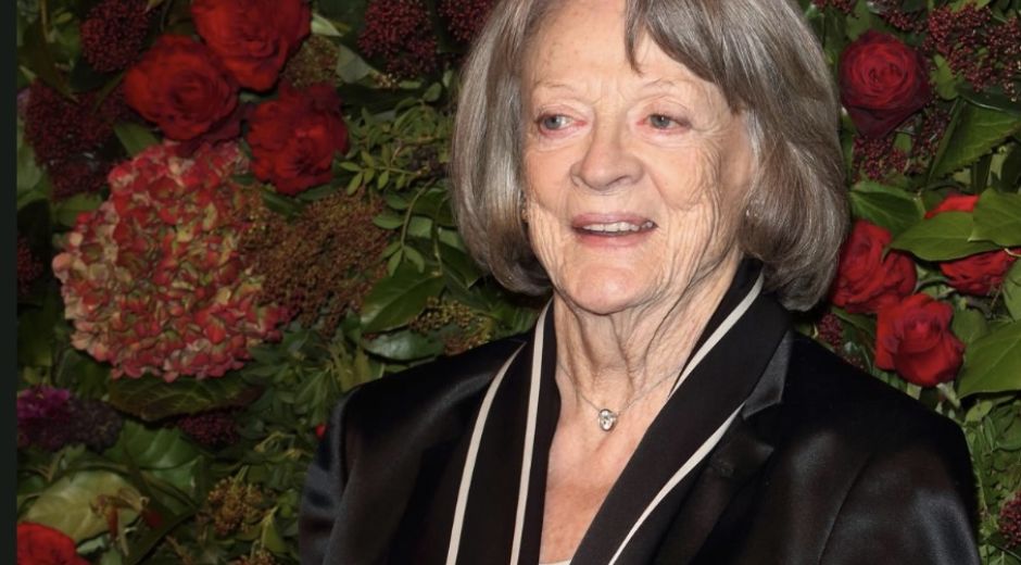 actriz Maggie Smith, famosa por sus papeles en la saga de Harry Potter y la serie Downton Abbey.