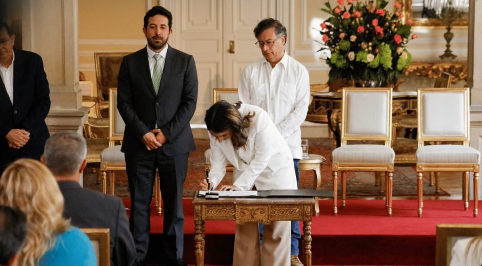 Toma de posesión Laura Sarabia