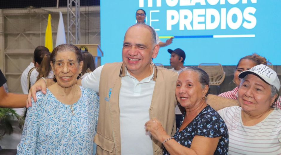 Entrega de títulos de propiedad