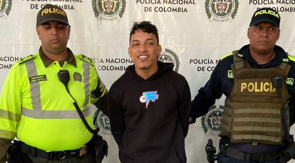 Breiner Josué Castro Vélez, alias 'Mono cachete', salió sonriente en la foto de la captura.