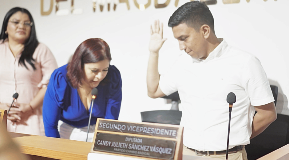 Asamblea del Magdalena Posesión Daniel Hernández Meneses