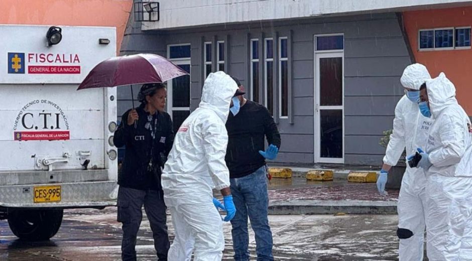 cortesía. Diligencia de levantamiento del cadáver