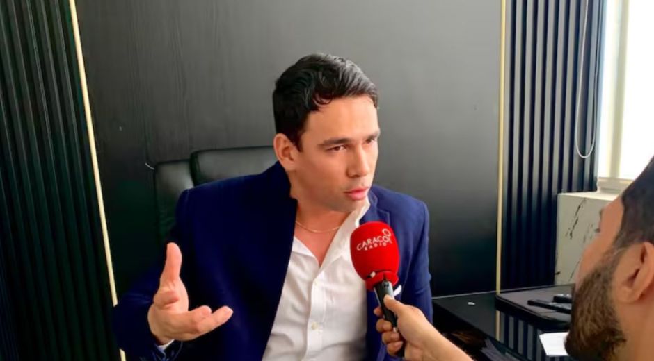 Caracol Radio. Ariel Quiroga, abogado.