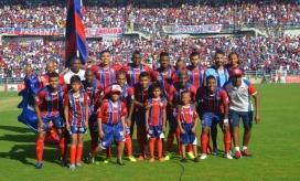 El onceno bananero completó el sueño de una hinchada sufrida. 