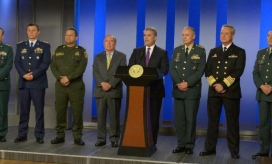 Presidencia El presidente Iván Duque anunció los cambios acompañado de los comandantes salientes y el Ministro de Defensa.