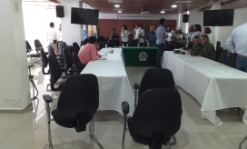 En las mesas de trabajo participaron las diferentes autoridades del departamento.