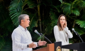 Presidencia Presidente de Colombia Iván Duque junto a Angelina Jolie