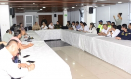 Reunión previa a la campaña de intervención del Centro.